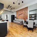 Sherlock Apartments
